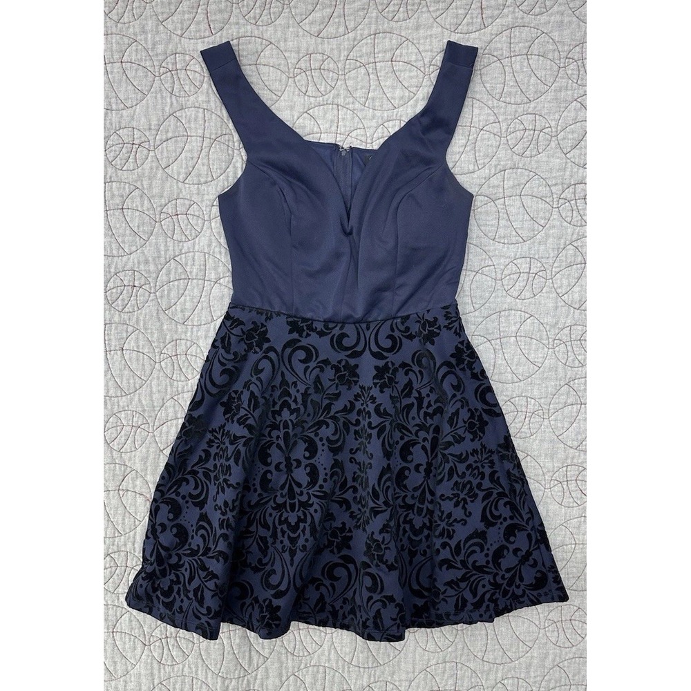 Speechless Junior Navy Sweetheart Tank Dress Butoit Velvet Design / Size 7
